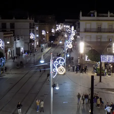 Plaza Del Rey San Fernando